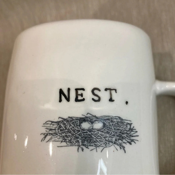 MAGENTA Designed By Rae Dunn Nest  Rare Mug Vintage Artisan Collection. - Picture 6 of 7